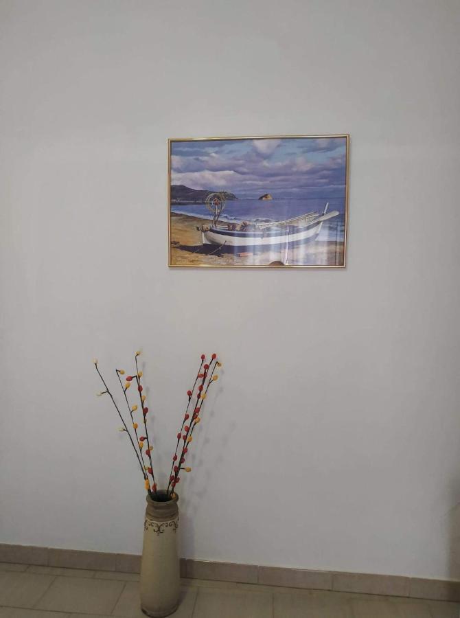 Violet Bedroom And Apartment Spáta Zewnętrze zdjęcie