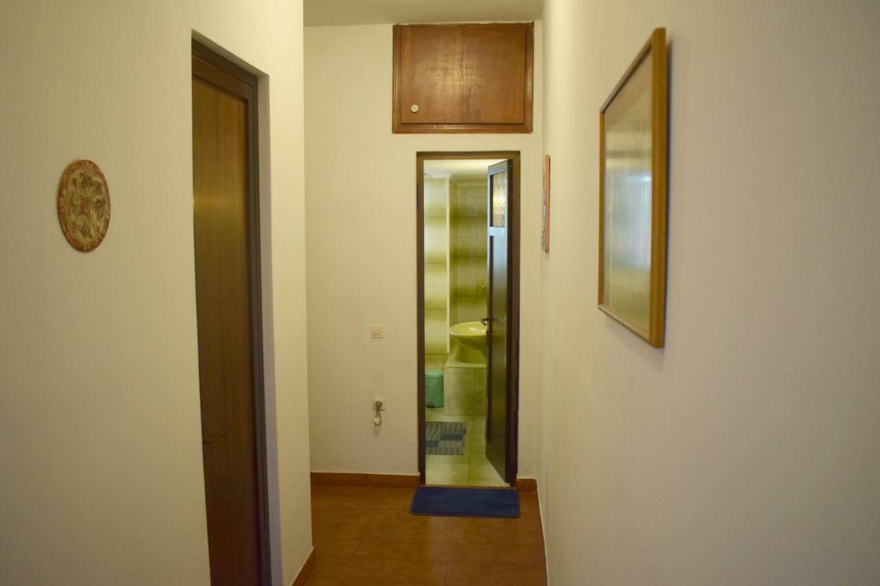 Violet Bedroom And Apartment Spáta Zewnętrze zdjęcie