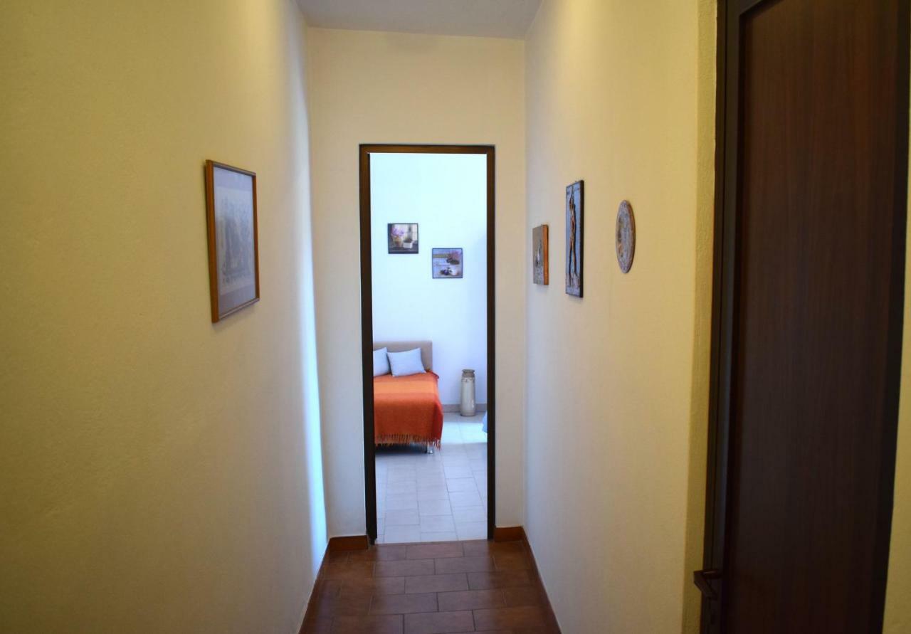 Violet Bedroom And Apartment Spáta Zewnętrze zdjęcie